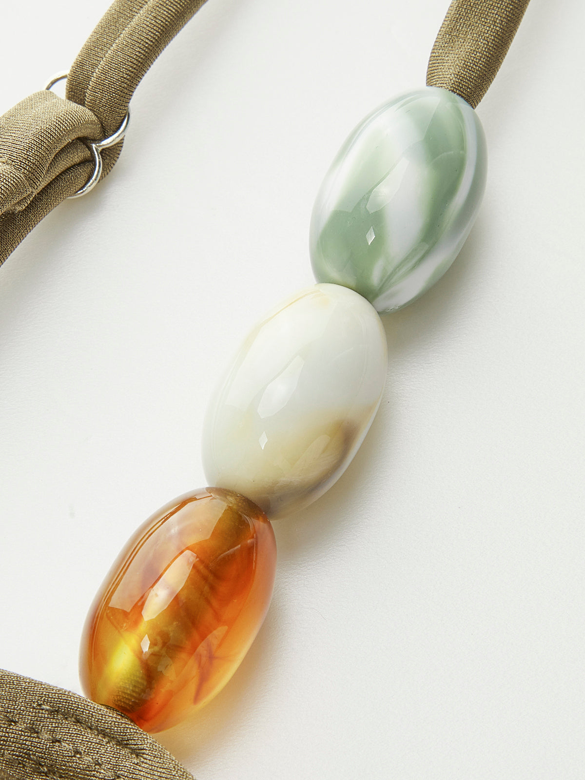 Boncuklu Askılı Kesim Detaylı Tek Parça Mayo