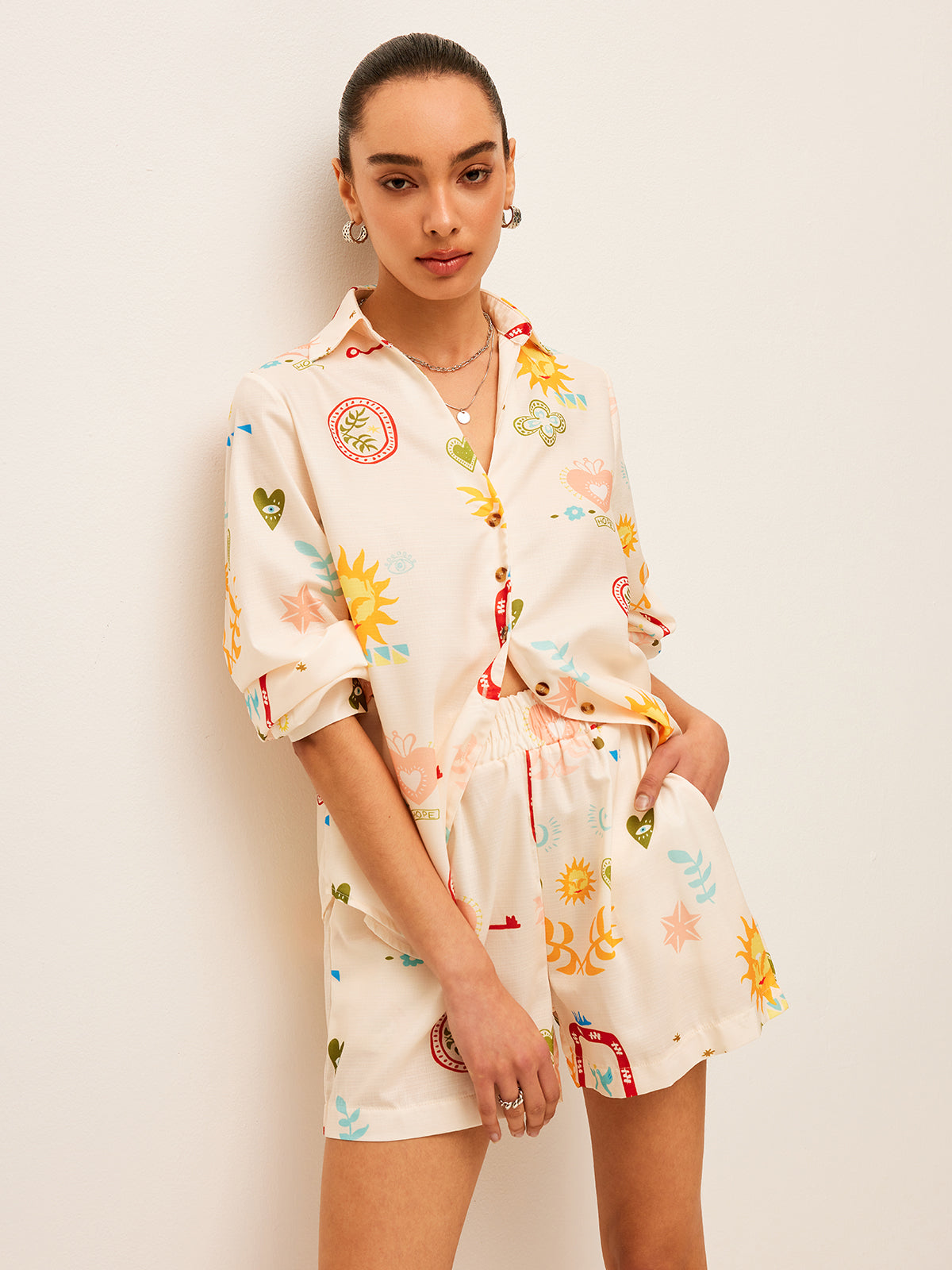 Fırfırlı Desenli Kısa Pantolon Takımı