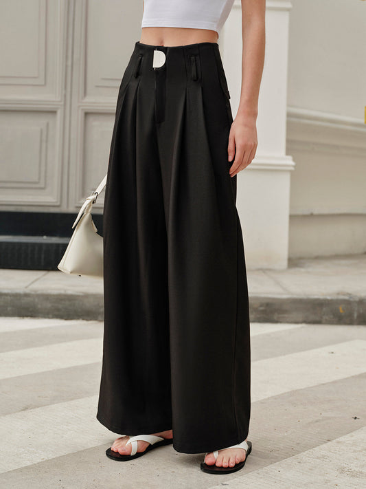 Bel Ortada Pilili Metal Pantolon
