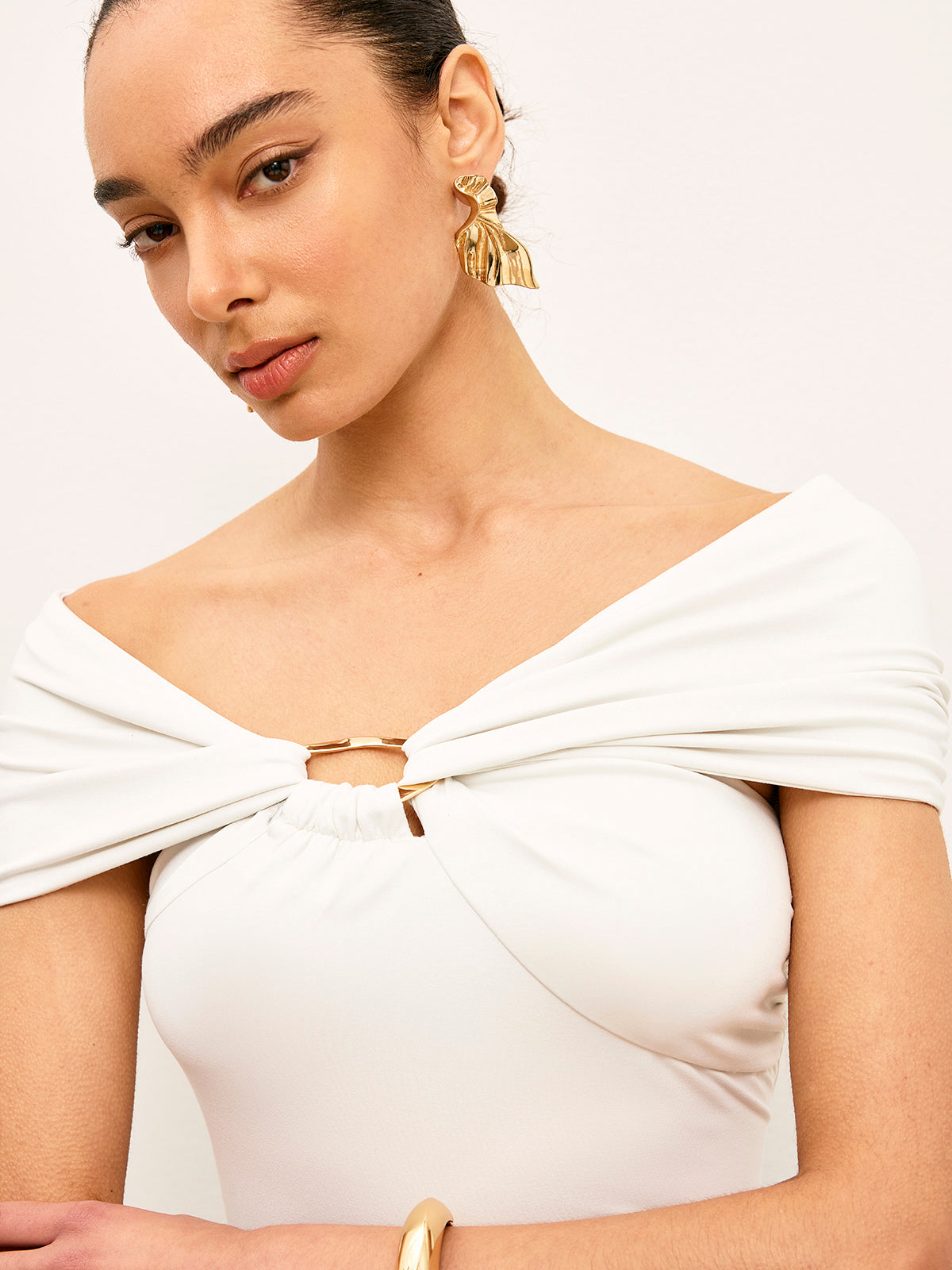 Dönme Ön Metal Halka Detaylı Üst