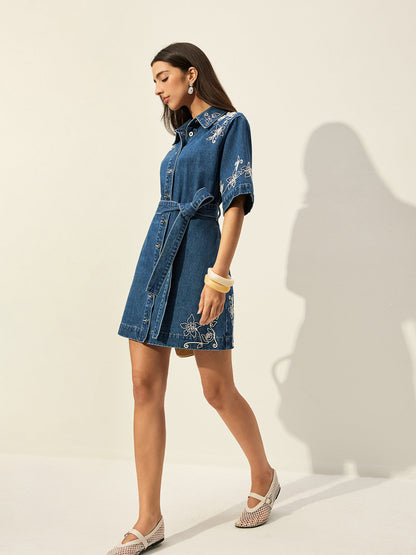 Beltli Nakışlı Denim Elbise