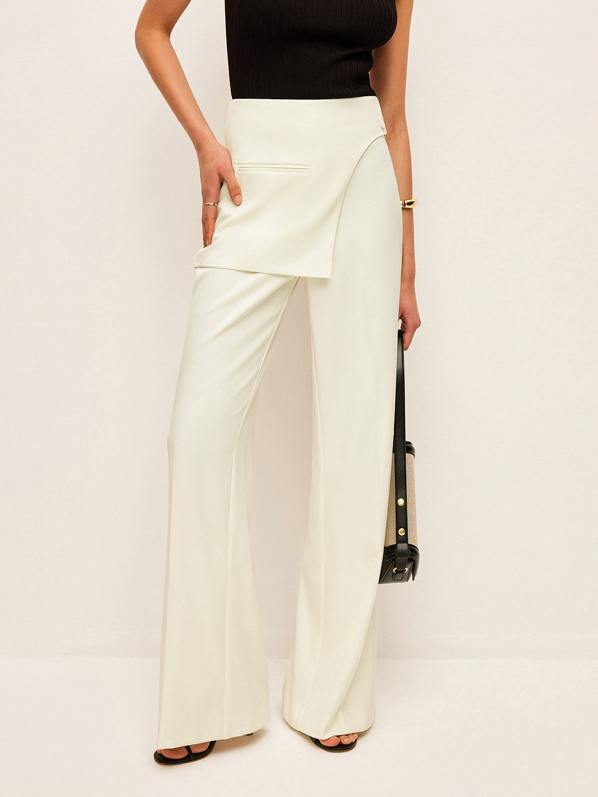 Sargı Detaylı Orta Bel Cep Pantolon