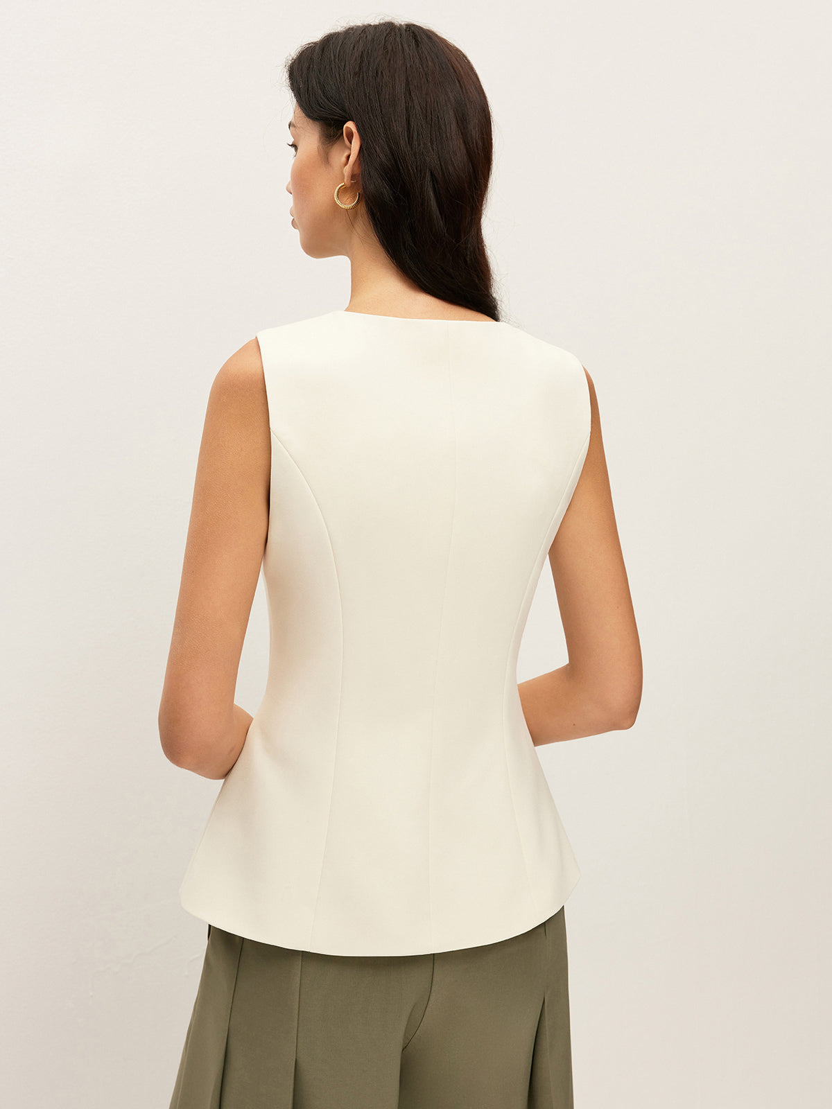 Deniz Yıldızı Metal Detay V-Yaka Kolsuz Yelek