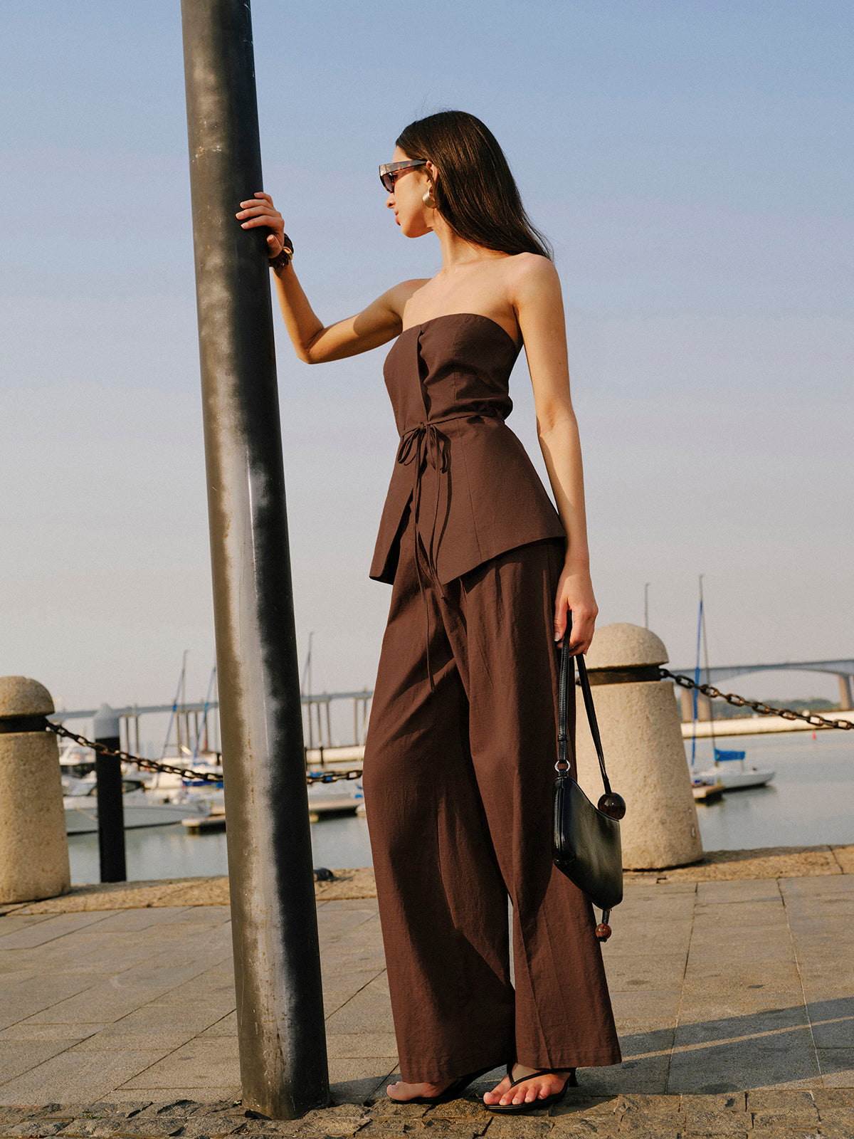 Pamuk ve Keten Kayışsız Peplum Bluz ve Bağlama