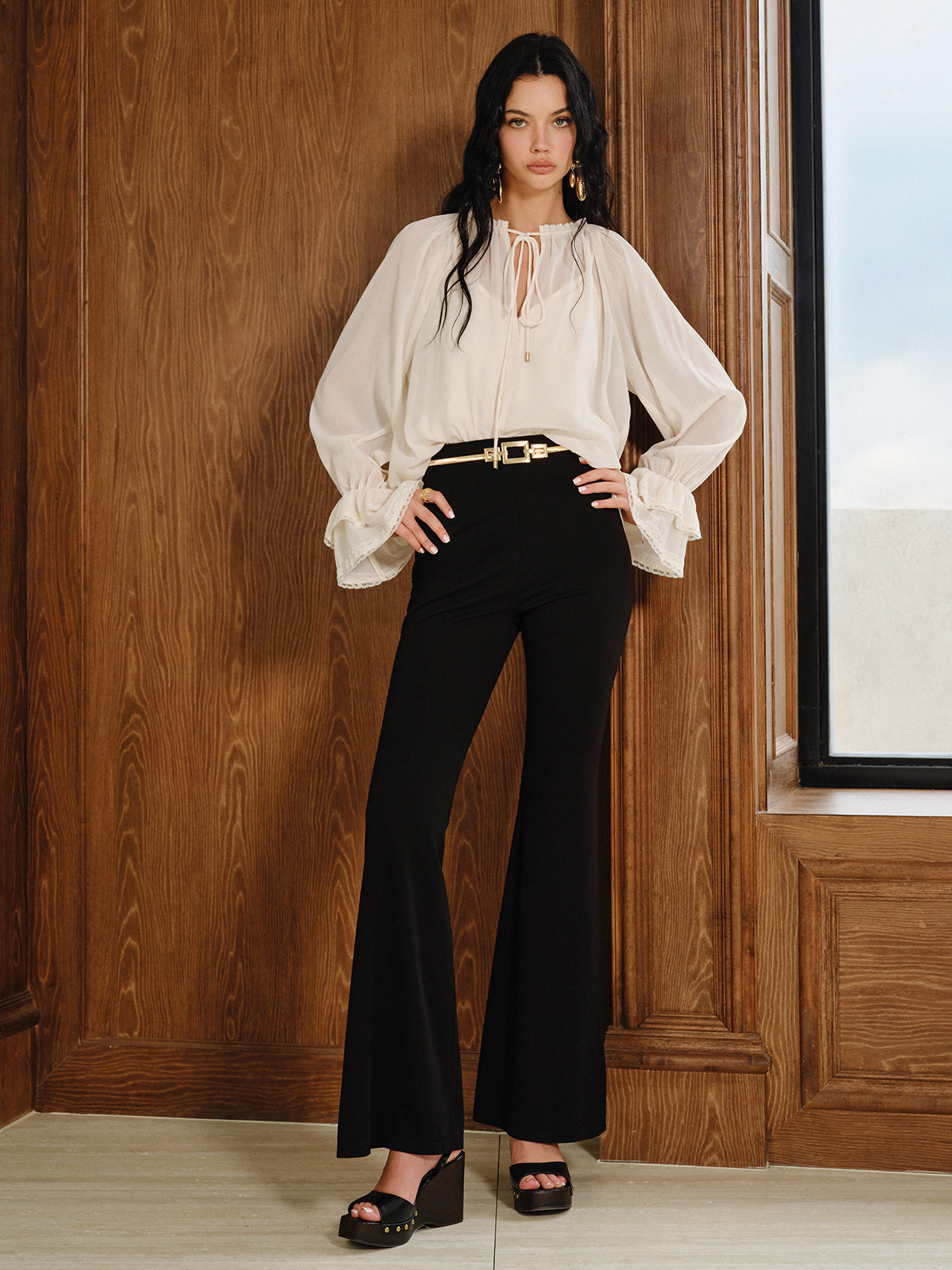 Çan Kollu Transparan Şifon Bluz Seti Astar ile