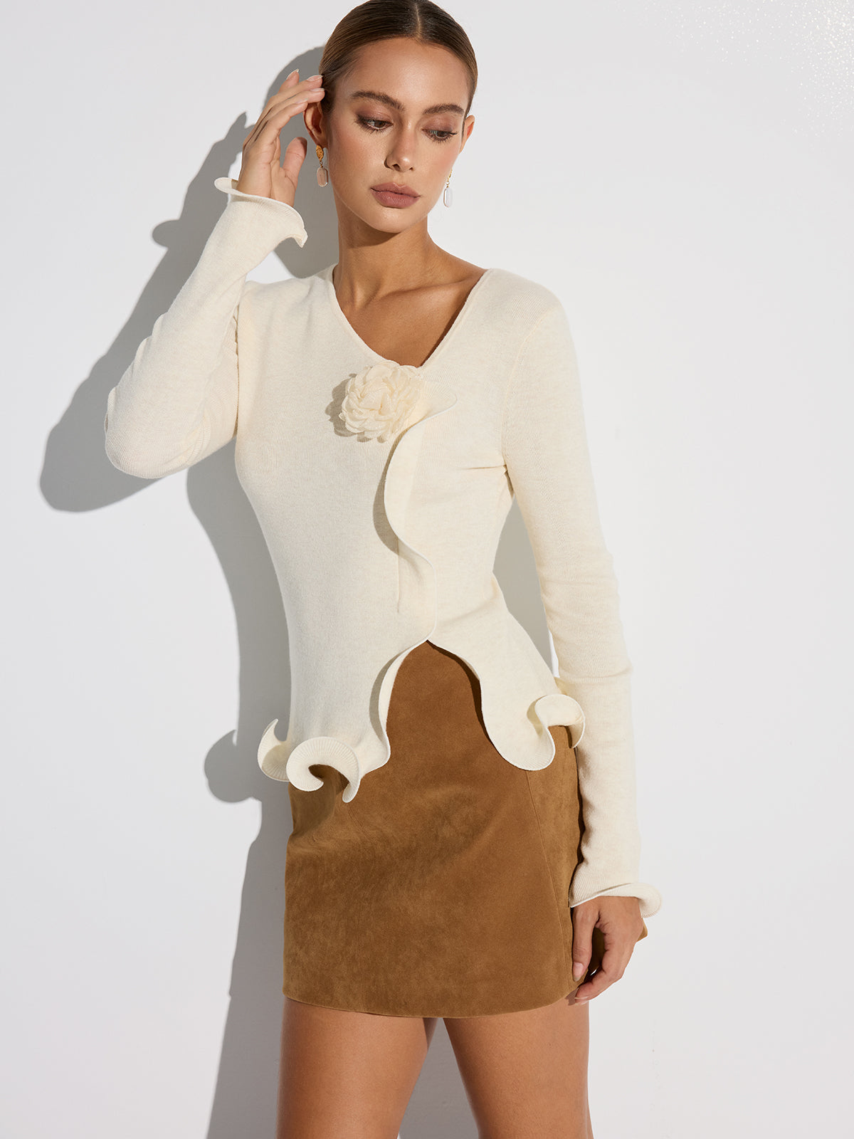 3D Çiçekli Fırfırlı Etek Ucu Triko Üst